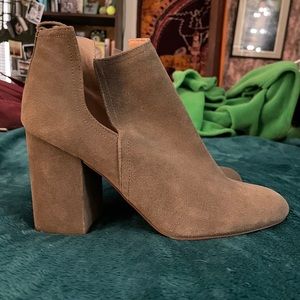 Steve Madden Nayna slip-on booties